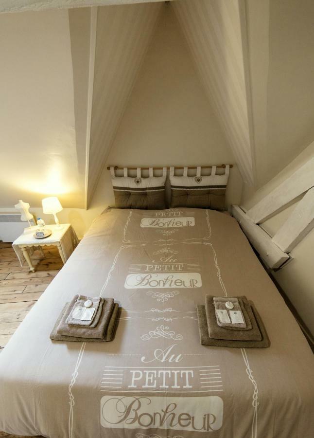 Hotel Aux Petits Bonheurs La Gorgue Esterno foto